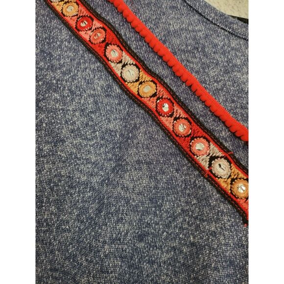 Le Lis Aztec Sweatshirt L Womens Blue Crew Neck Pullover Long Sleeve Boho Chic - Picture 4 of 6